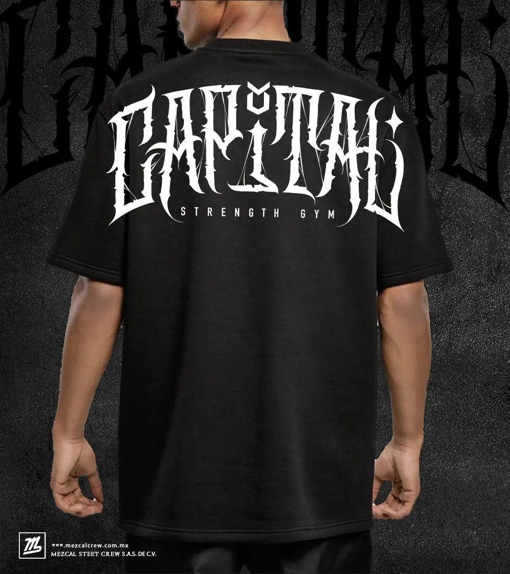 PLAYERA CAPITAL STRENGTH GOTICA